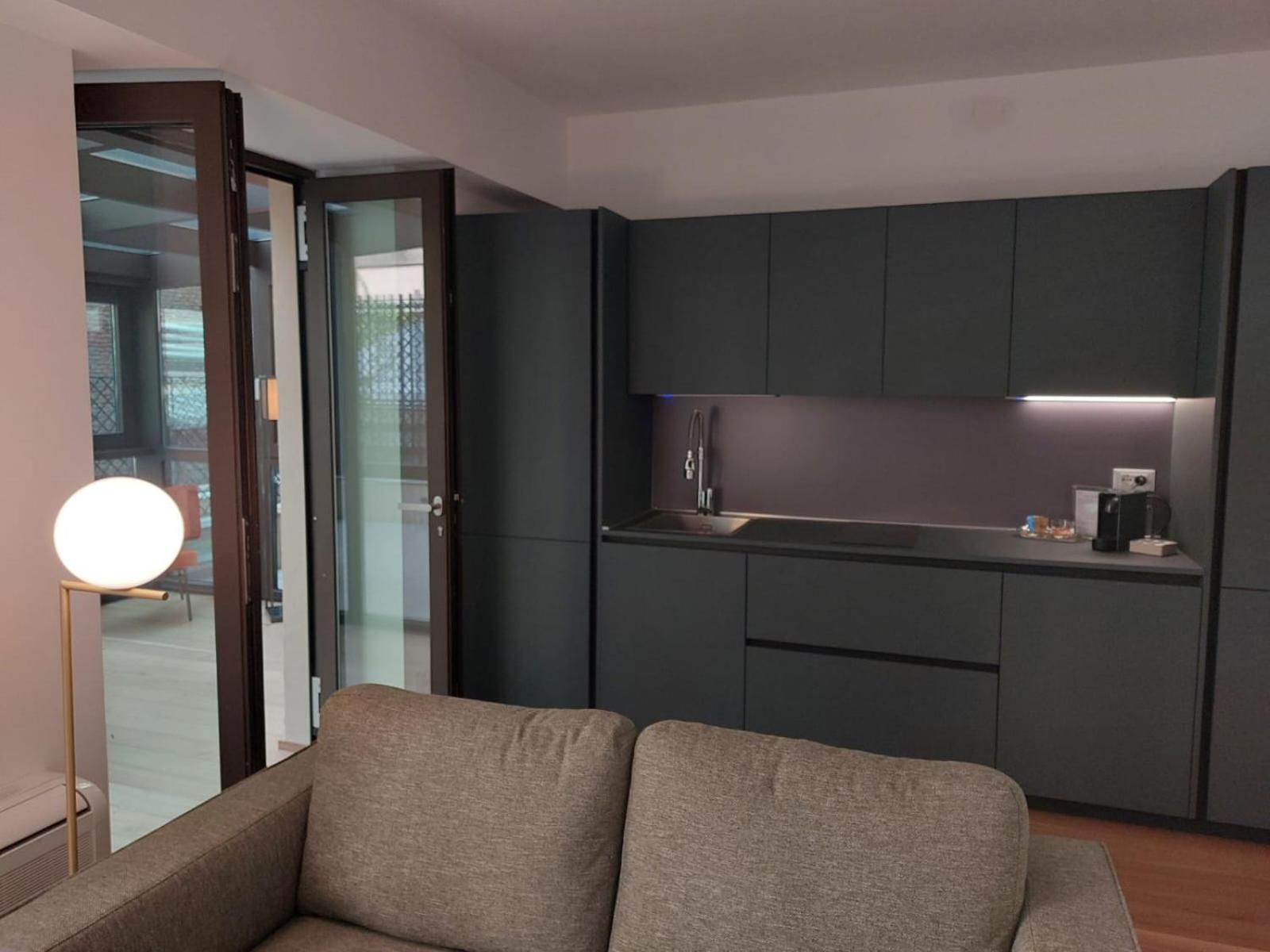 Nj Hotels & Apartments San Pietro All'Orto 6 Milano Eksteriør bilde
