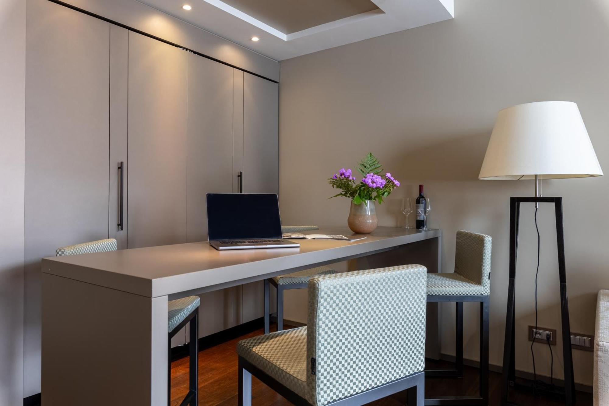 Nj Hotels & Apartments San Pietro All'Orto 6 Milano Eksteriør bilde